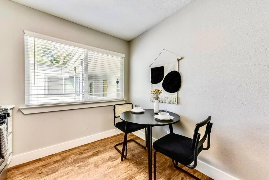 Apartmán Bright And Cheerful Flat, Near Fair Park Dallas Exteriér fotografie