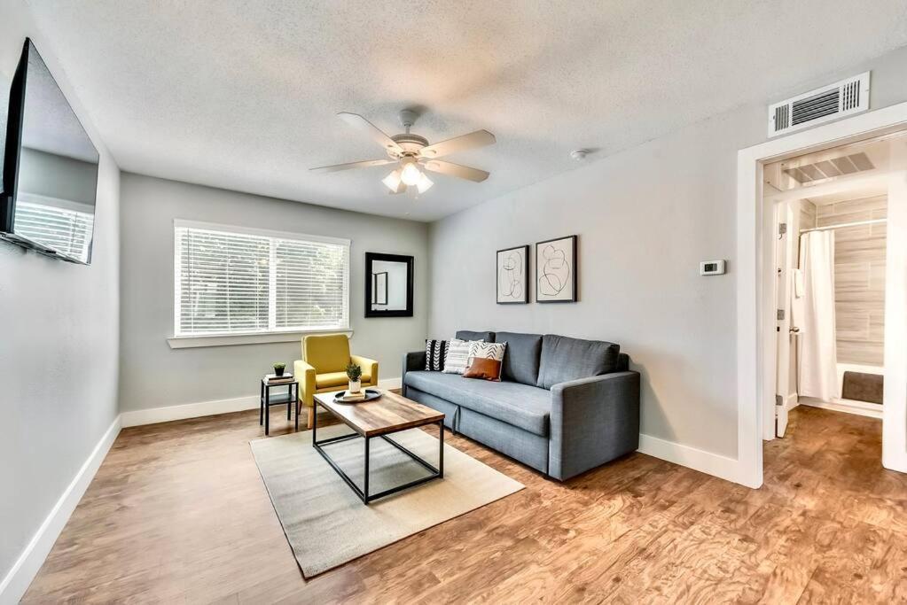 Apartmán Bright And Cheerful Flat, Near Fair Park Dallas Exteriér fotografie